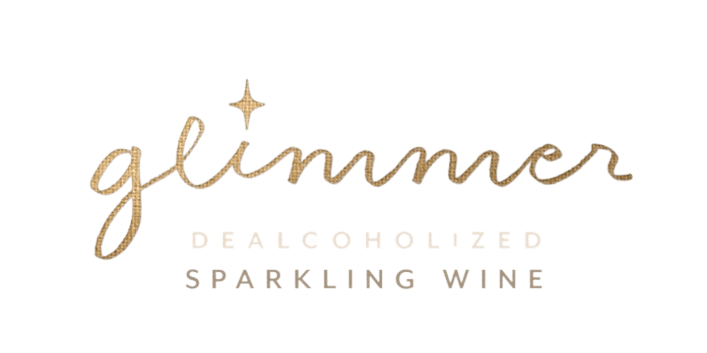 Logo with 'glimmer' text and star for dealcoholized sparkling wine.